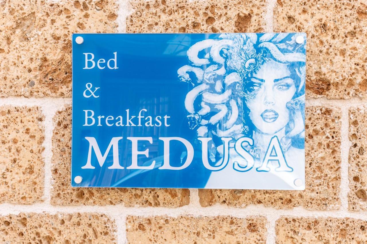 B&B Medusa Santa Flavia Exterior photo